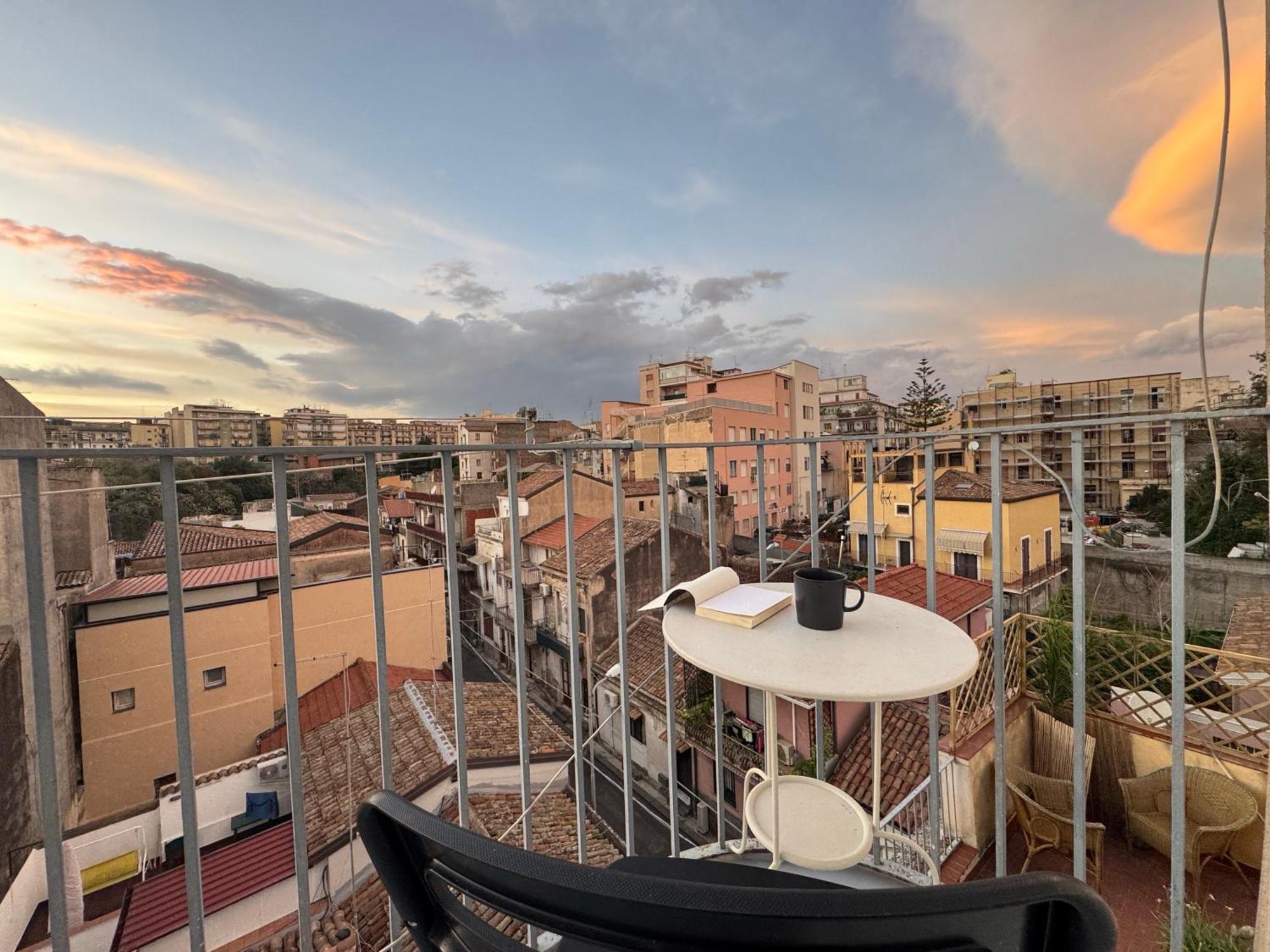 Attico Agora - Elegante Duplex Nel Cuore Di Катанія Екстер'єр фото